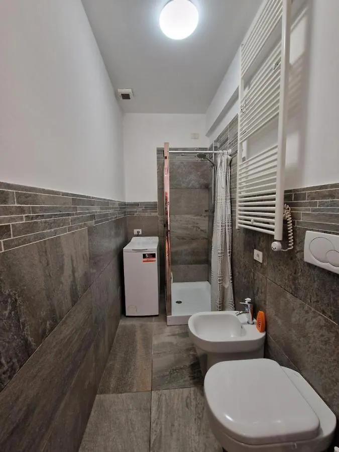 Casa Celeste Ancona 0*,